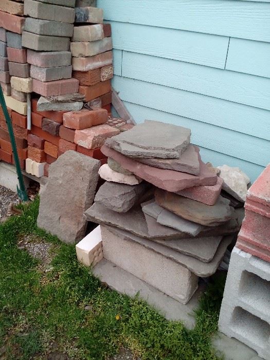 Reclaimed Brick,Slate Pieces,Decorative Land scape Bricks, Boulders small meduim and large