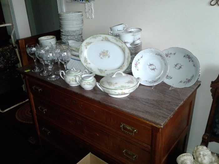 Royal Kent poland(Bavarian Rose) is on the right and Noritake Japan is on the left