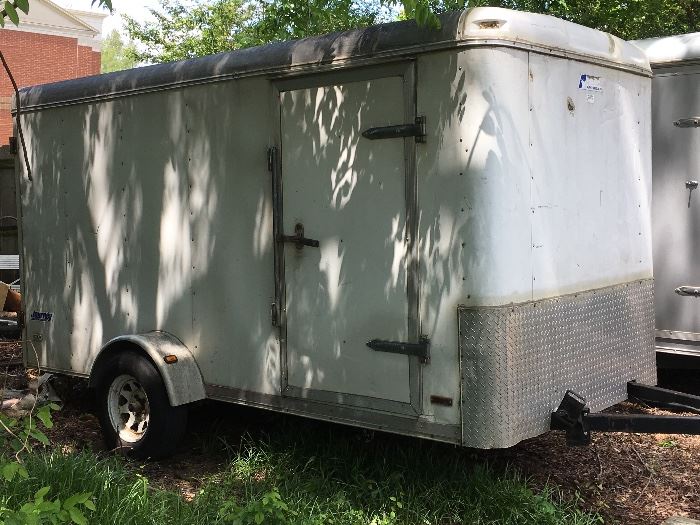 6x12 enclosed cargo trailer $1350