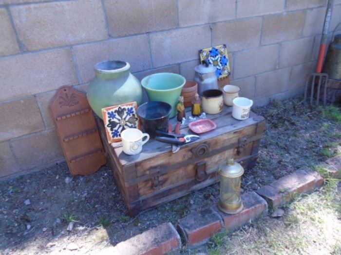 Bauer Pottery, yard art and primitives