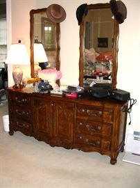 Bose radios, Century dresser with two mirrors