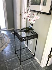 METAL AND GLASS SIDE TABLE WITH FAUX ORCHID DECOR'