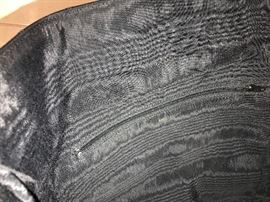 VINTAGE CHANEL BLACK LEATHER TOTE