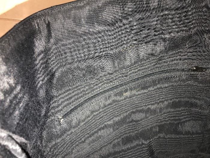 VINTAGE CHANEL BLACK LEATHER TOTE