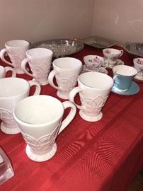 BEAUTIFUL SERVING DISHES AND CUPS BY ROSCHER