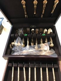 GOLD PLATED FLATWARE