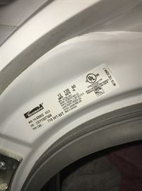 KENMORE ELITE SMARTWASH QUIETPAK 2 WASHER AND GAS DRYER