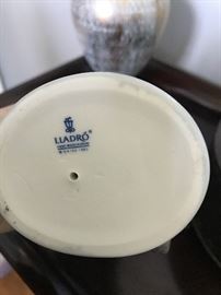 COLLECTIBLE LLADRO FIGURINES-"Winter, boy with dog" #5220