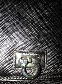 SALVATORE FERRAGAMO BLACK LEATHER HANDBAG WITH CHAIN