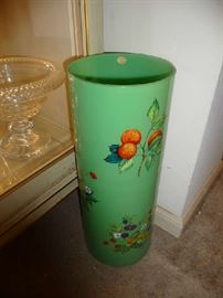 DECORATIVE GLASS UMBRELLA STAND