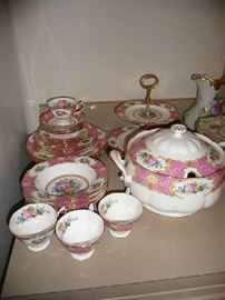ROYAL ALBERT CHINA SET