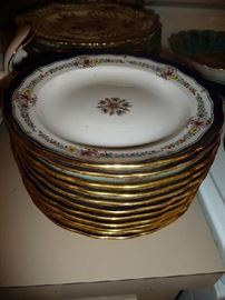 DRESDEN LUNCHEON PLATES