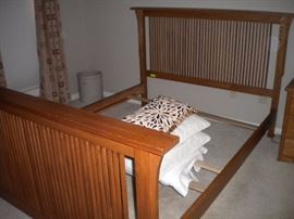 Mission oak queen bed..headboard, footboard and side rails