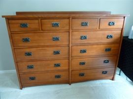 Mastercraft collection cedar 12 drawer dresser Mission style