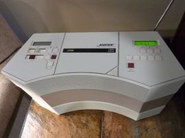 Bose Acoustic Wave Stereo Music System Series II CD-2000 Radio CD Player AM/FM