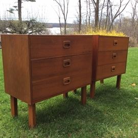 mid century bedside tables, perfect for a kid's room.