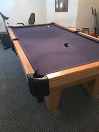 Pool table. Good condition, great price!