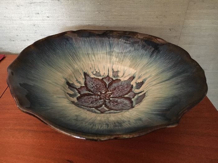 Stylized ceramic bowl
