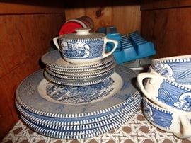 Currier and Ives collectable plates