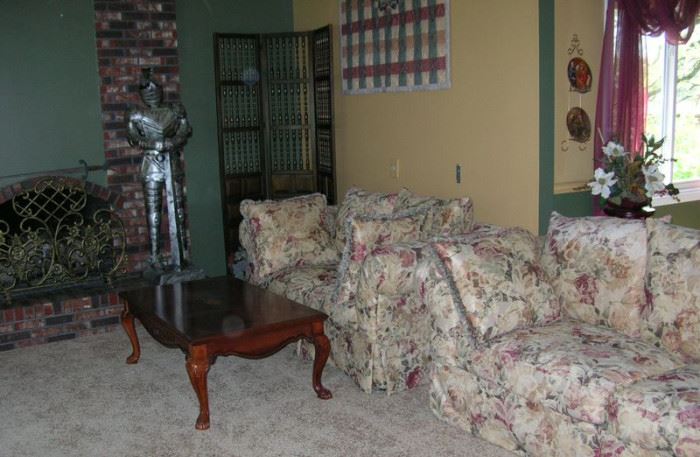 Lovely floral sofa and loveseat