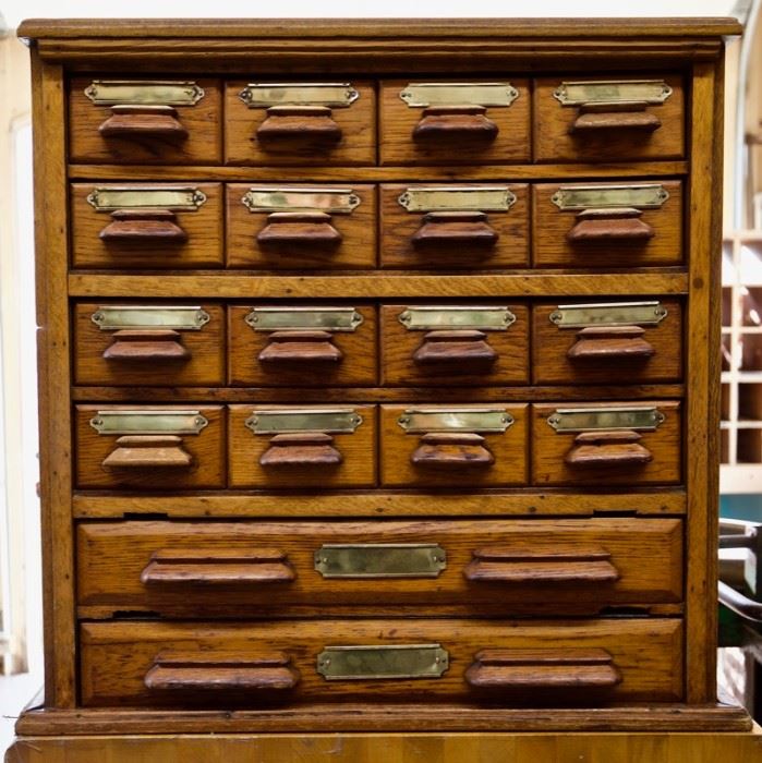 Early 1900's Antique Jewelers 18 Drawer Raised Panel Oak Apothecary Cabinet.