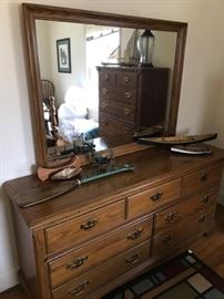 Dresser to Thomasville bedroom suite