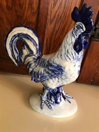 Ceramic rooster by Pennsbury Pottery (see next picture)