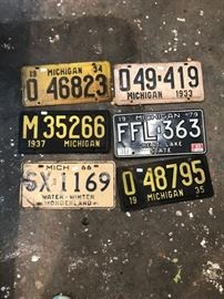 Many of these are in pairs. 