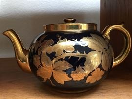 Gibsons Teapot Staffordshire England