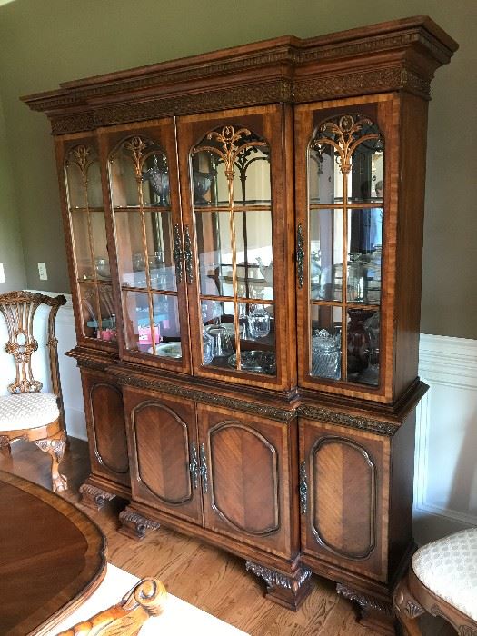 Charleton Collection Millennium By Ashley Mahogany Lighted China Cabinet w/ Mirrored Back & Glass Shelves  