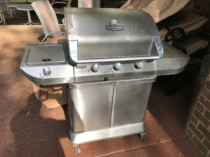 Char-Broil Commercial Series Propane Gas Grill