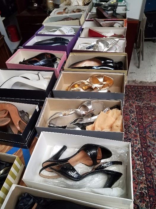 Ladies shoes - mostly around size 7