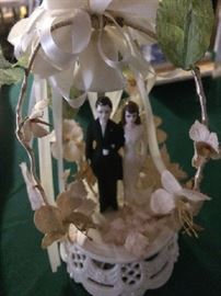 Just one prime example of a vintage wedding cake topper, MANY others available. Great décor for a wedding shower. 