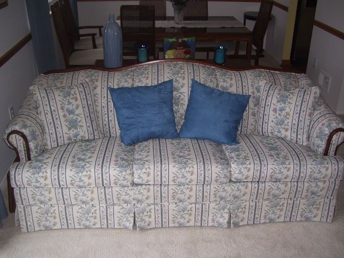 Matching Broyhill couch.