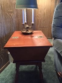 Heywood Wakefield Dough Box end table