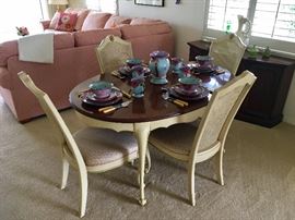 Shell Design Dining Set