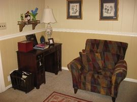 Allen White chair, Vintage knee hole desk, Vintage lamp.