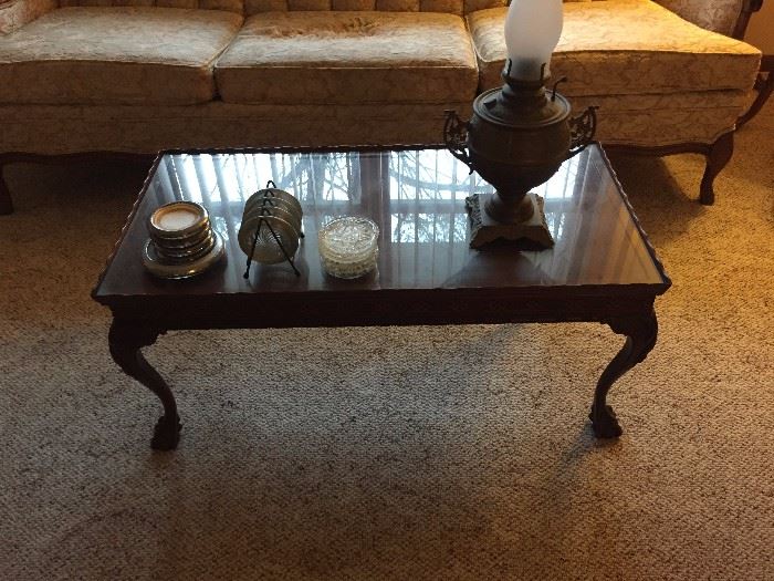 coffee table, oil lamp