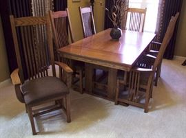 1990s Stickley Style Oak Dinning Suite