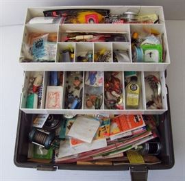 1 of 5 Full Vintage Tackle Boxes with Lures