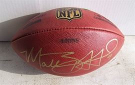 2016 Autographed Mathew Stafford Lions Football