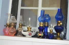 Collection Miniature Oil Lamps