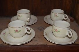 Set of 8 Vintage Cups/Saucers