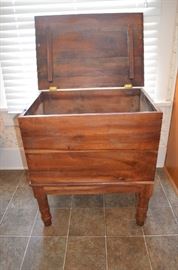 Fine American Primitive Flour Chest with Lidded Top