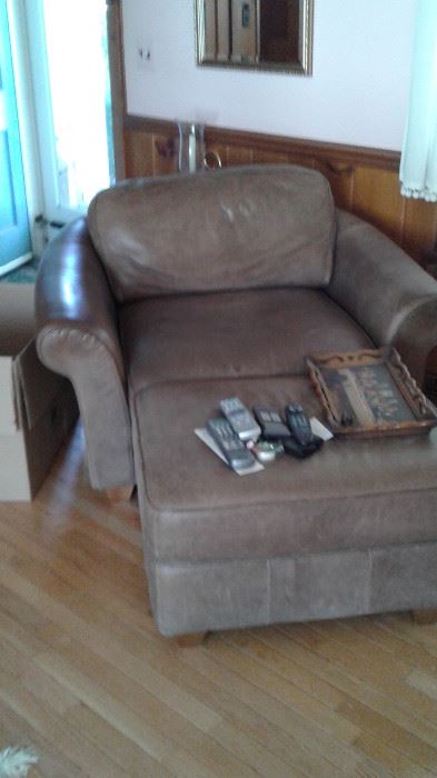 111 Comfy Furniture Sofa Consignment Store  Once and Again  Madison Montville NJ