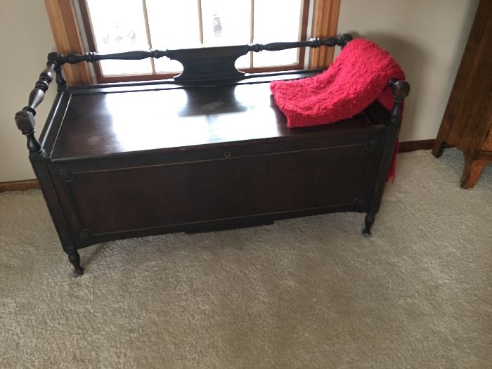 Cedar hope chest Buy Now $100