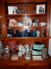 Several sets of china
