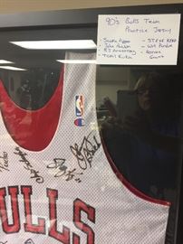 90's Bulls Team Practice Jersey                                           -Scotty Pippen  - Toni Kukoc  - Steve Kera - BJ Armstrong 