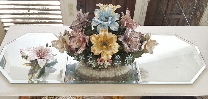 EHT038 Large Capodimonte Porcelain & Mirrored Display Stands
