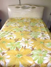 Full bed with vintage Hollywood style headboard, padded in silk blend fabric. Has frame, box spring and High End Mattress: Latex Savvy Rest ($3000 new).